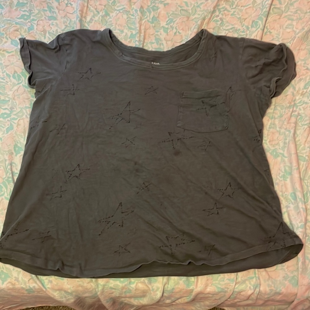 Gray shirt